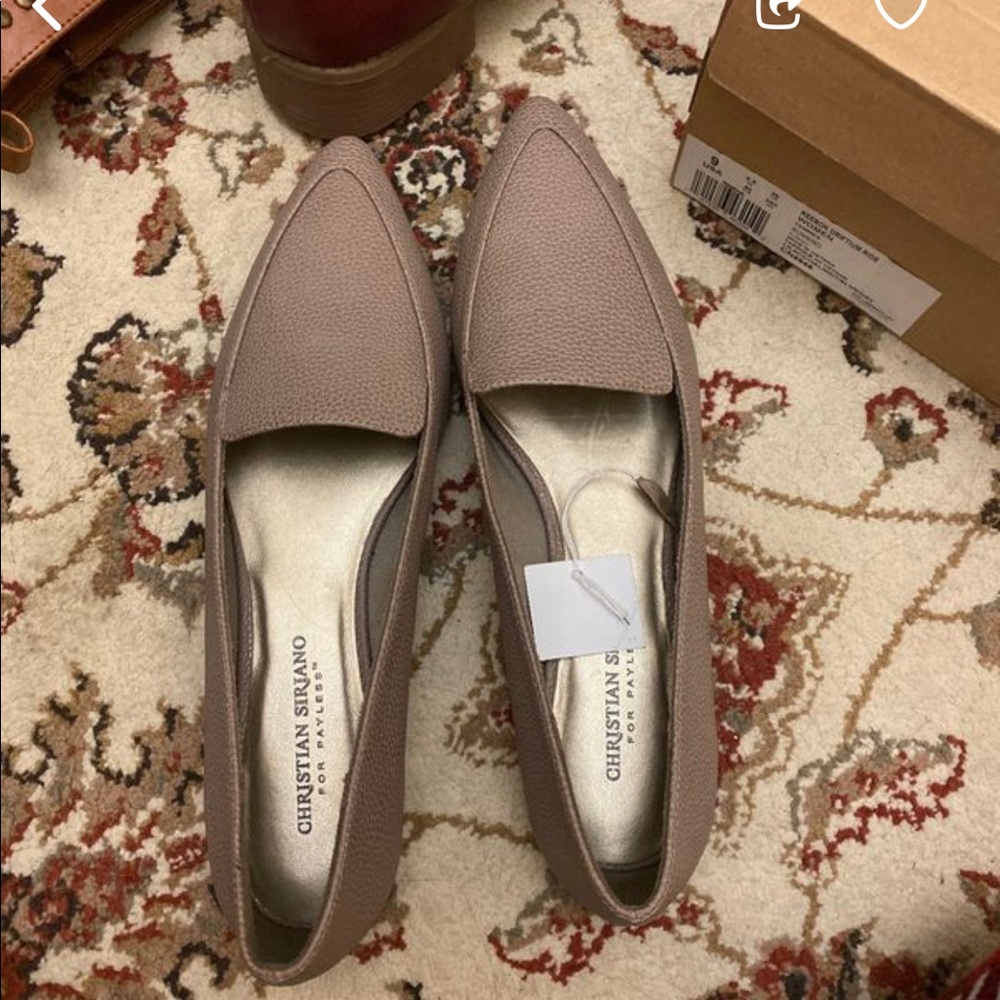 Shoes - Picture 7 of 8